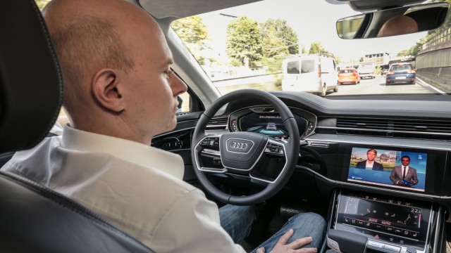 Audi A8 Stauassistent Piloted Driving Autonomes Auto Staupilot