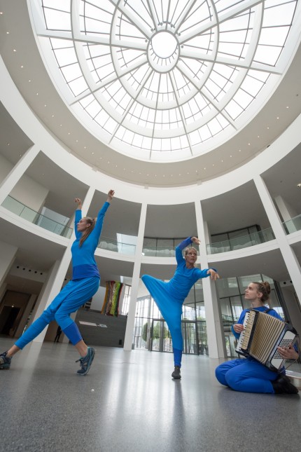 Togetthere-Xperience: „Moves“ zum Mitmachen gibt es am Aktionstag in der großen Rotunde der Pinakothek der Moderne.