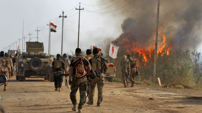 Irak: Sie eroberten die letzte größere Stadt unter der Kontrolle der Terrormiliz Islamischer Staat: irakische Antiterror-Einheiten auf dem Weg nach Hawija.