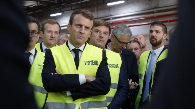Emmanuel Macron besucht Fabrik