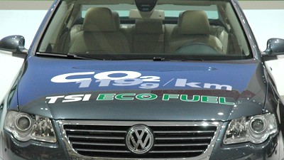 Bologna Motorshow: Erdgas-Turbos: Neu am Start: der VW Passat mit TSI EcoFuel
