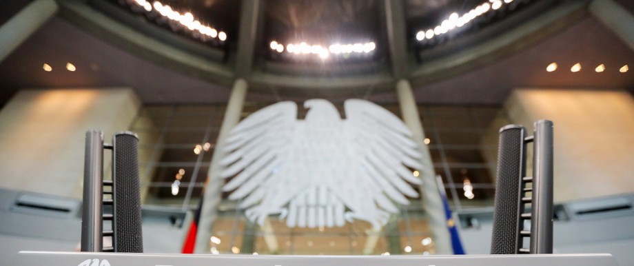 Plenarsaal des Bundestages wird umgebaut