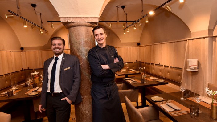 Altstadt: Möglichst regional: Restaurantleiter Daniel Bruns und Sous-Chef Tino Nawrocki in der Pfistermühle
