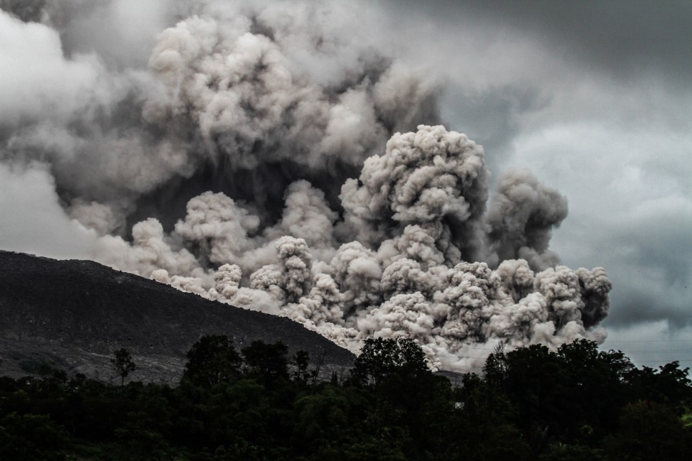 Indonesien: Sinabung Vulkan