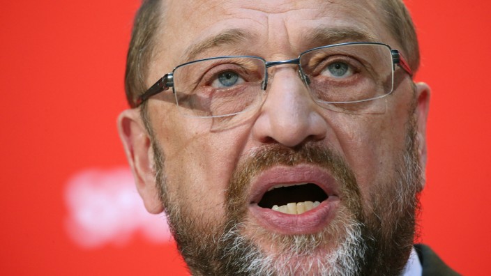 SPD-Chef Schulz stellt Leitantrag vor