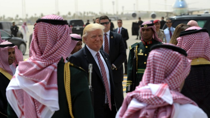 Nahost: Donald Trump bei seinem Besuch in Saudi-Arabien im vergangenen Mai