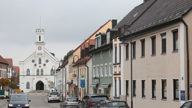 Spurensuche im Landkreis Freising: Im schmucken Ortszentrum von Nandlstadt kam die AfD bei der Bundestagswahl auf über 17 Prozent.