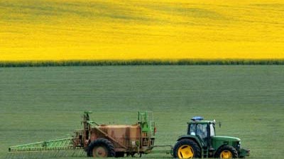 EU-Parlament: Rund fünf Prozent der heute 400 erlaubten Wirkstoffe für Pflanzenschutzmittel sollen vom Markt verschwinden.