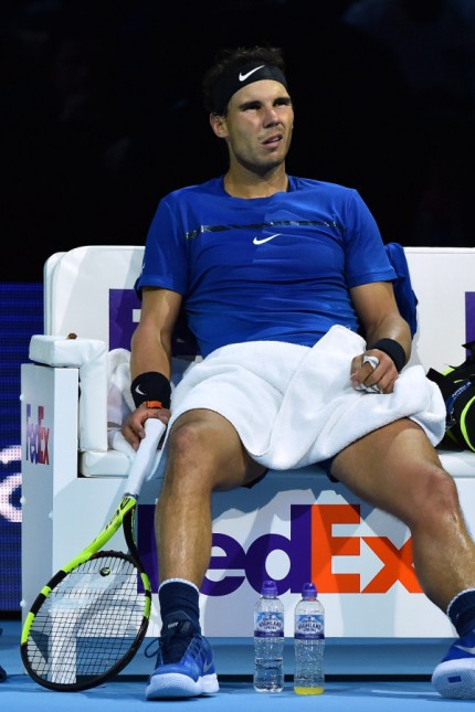 ATP-Finale im Tennis: "Es hat keinen Sinn": Der niedergeschlagene Rafael Nadal entschied noch während seines ersten Gruppenspiels gegen den Belgier David Goffin, seine Saison sofort danach zu beenden.