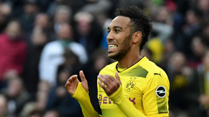 Borussia Dortmund - Pierre-Emerick Aubameyang