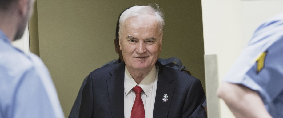 Völkermord-Prozess gegen Ratko Mladic in Den Haag