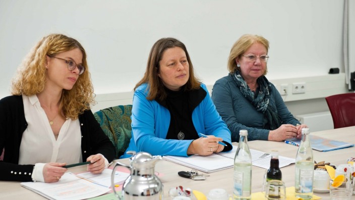 Misshandlung im Beruf: Sprechen über Gewalt gegen Frauen: Eva-Maria Berninger, Silvia Bothe und Maximiliane Dierauff (von links).