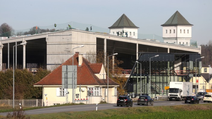 Neben den Schlüterhallen wird in Freising ein Kino gebaut