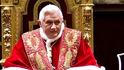 Homosexuelle entsetzt über den Papst: Papst Benedikt XVI. bei seinem Jahresrückblick.