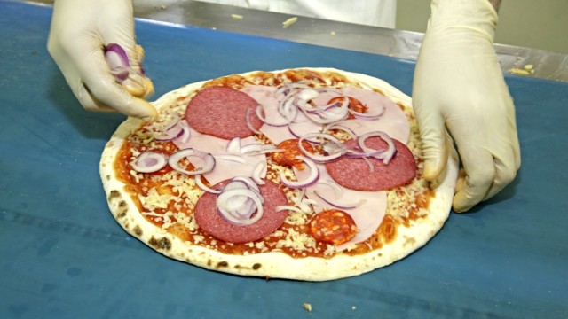 Pizza vom Sieber-Gelände: Dort sollen künftig fünfmal so viele Pizzen produziert werden wie bisher.