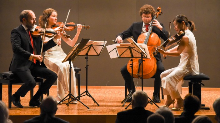 Neue Perspektive: Streichquartette wie das Amaryllis Quartett haben sich auf großen Wettbewerben einen Namen gemacht. Nun gehört Primarius Gustav Frielinghaus zu den Juroren, die junge Ensembles zu einem internationalen Streicherwettbewerb nach Bad Tölz holen.