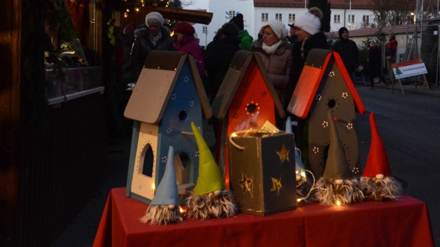 Budenzauber und besinnliche Stimmung: Am zweiten Adventwochenende beginnt dann auch in Indersdorf der traditionelle Weihnachtsmarkt.