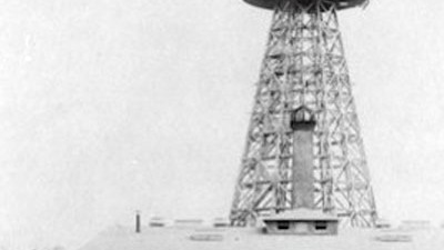 Durchbruch in der Elektrotechnik: Die neue Technik aus den USA orientiert sich am Werk eines Pioniers der Elektrotechnik. 1904 konstruierte Nikola Tesla auf Long Island vor New York einen Turm, mit dem er Strom quer über den Planeten übertragen wollte.
