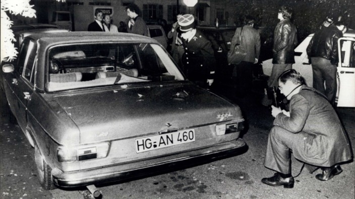 Apr 04 2012 October 1977 Body of Dr Schleyer found n a car boot ââ¬âÄ The body of kidnapped