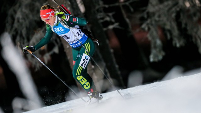 Biathlon WC Östersund Sprint Damen OSTERSUND SWEDEN  DECEMBER 1 2017 Germany s biathlete Denis