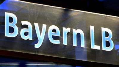 BayernLB: "Die Managergehälter sind gestiegen, die Privilegien sind geblieben", räumt ein früherer Verwaltungsrat der BayernLB heute selbstkritisch ein.