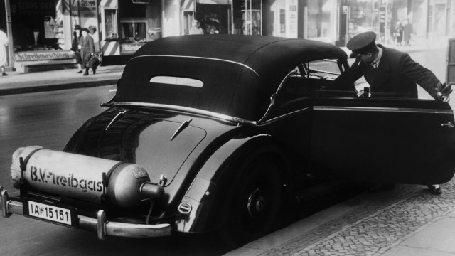 Automobil mit Gasantrieb, 1939