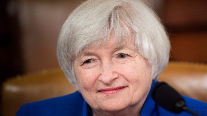 Fed chief Yellen discusses US growth prospects in Congress