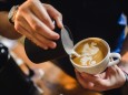 Deutscher Latte Art Meister Daniel Gerlach