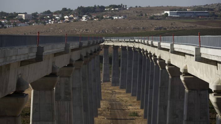Israel: Eine Hochgeschwindigkeitsstrecke soll demnächst Jerusalem und Tel Aviv verbinden.