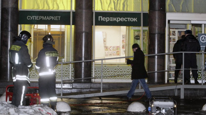 Bombe verletzt neun Menschen in Supermarkt