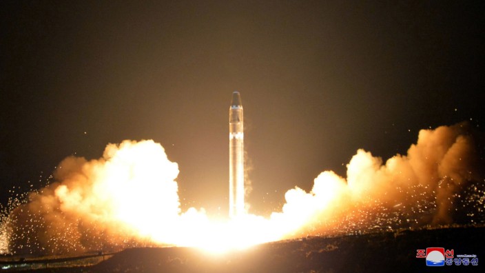 Atomwaffen: Raketentest in Nordkorea: Das Regime bedroht die USA.