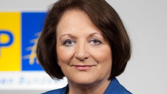 Außenansicht: Sabine Leutheusser-Schnarrenberger, 66, war für die FDP von 1992 bis 1996 sowie von 2009 bis 2013 Bundesjustizministerin. Sie ist unter anderem Vorstandsmitglied der Friedrich-Naumann-Stiftung.