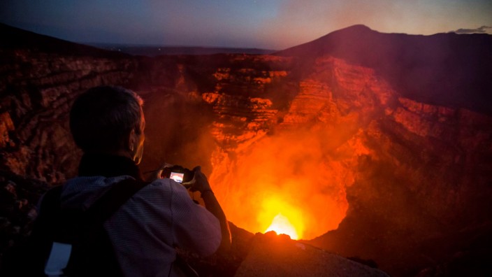 Masaya-Vulkan in Nicaragua: Flüssige Lava macht den Masaya-Vulkan zu einer der größten Touristenattraktionen Mittelamerikas.