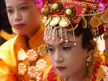 Karia-Zeremonie, Indonesien