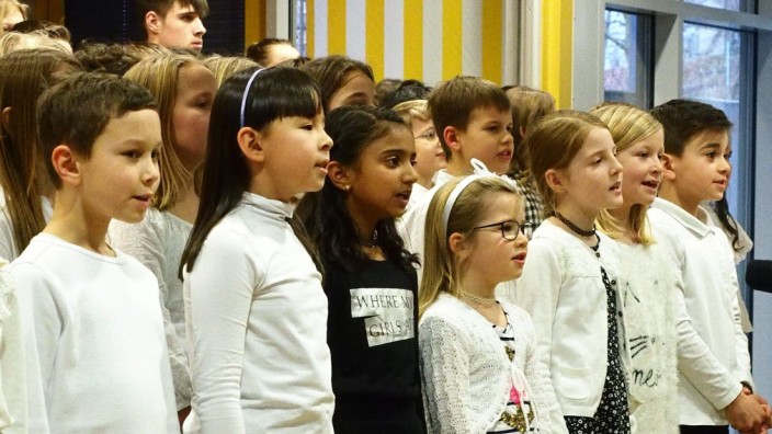 Poing, Neujahrsempfang 2018, Chor der Anni-Pickert-Schule