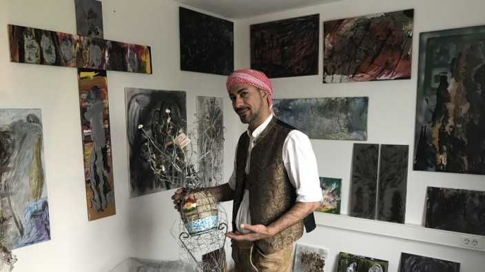 Künstler Zuheir Darwish: Der Baum der Hoffnung ist ein wiederkehrendes Motiv im Werk Zuheir Darwishs.