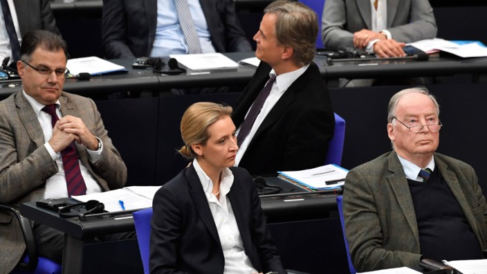 AfD-Fraktionsvorsitzende Alice Weidel und Alexander Gauland im Deutschen Bundestag.