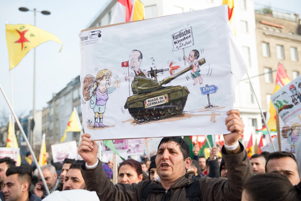 Kurden-Demo gegen türkische Militäroffensive