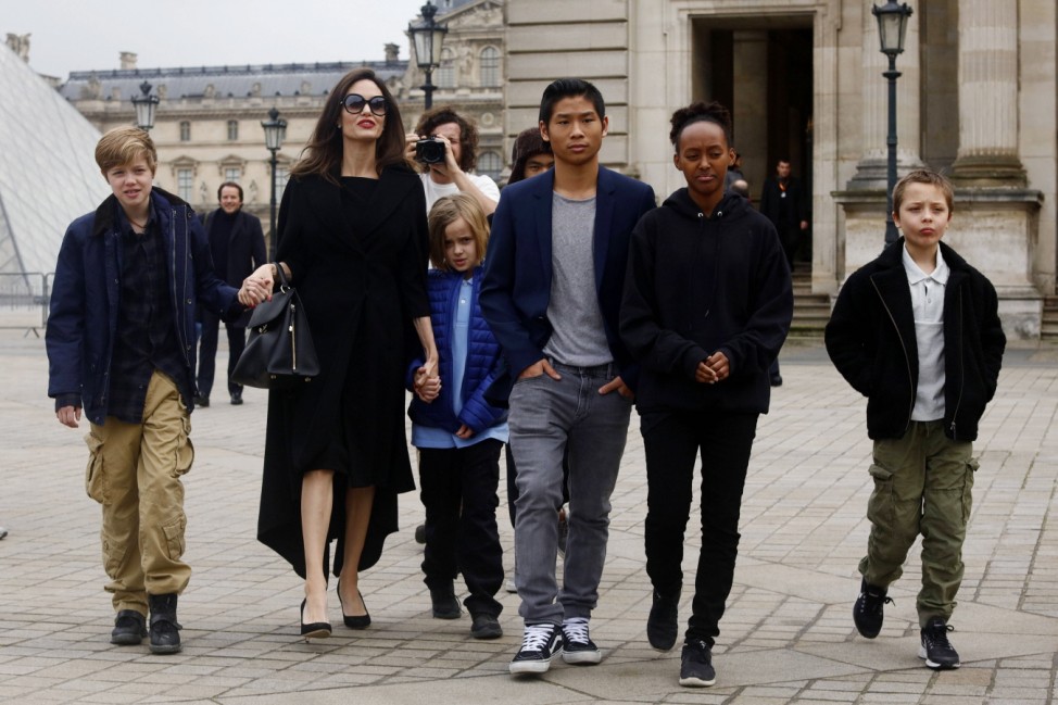 Bilder des Tages January 30 2018 Paris Ile de France France Angelina Jolie with her children