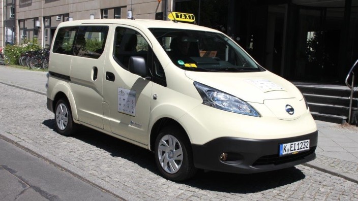 Elektromobilität: Der Nissan e-NV200 war eines der Modelle, mit der Markus Wahl die Taxitauglichkeit von E-Autos testete.