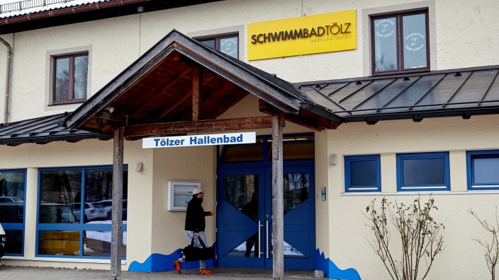 In Bad Tölz: An diesem Donnerstag bleibt das Hallenbad in Bad Tölz geschlossen.
