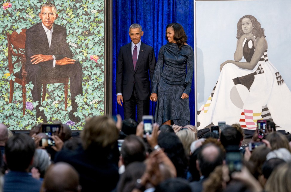 National Portrait Gallery enthüllt Porträts von den Obamas