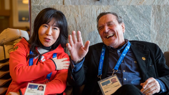 Pyeongchang 2018 - Gerhard Schröder mit Lebensgefährtin