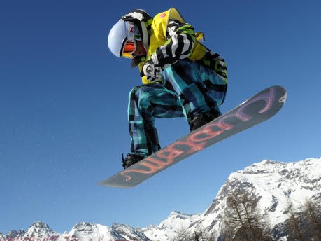 Chinesin Liu Jiayu beim Snowboard-Halfpipe World Cup  Foto: AP