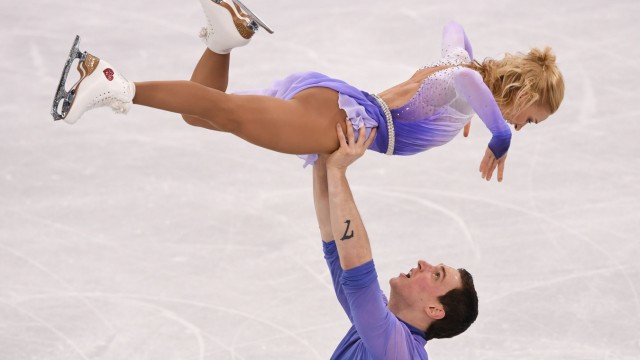 Eiskunstlauf: Die Kür ihres Lebens: Aljona Savchenko mit Partner Bruno Massot beim Gold-Lauf in Pyeongchang.