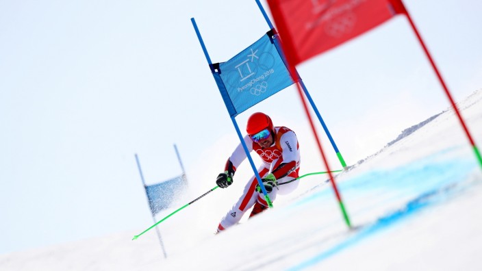 Alpine Skiing - Winter Olympics Day 9