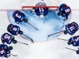 180213 The players of Korea gathers prior the Women s Ice hockey Eishockey Preliminary Round match
