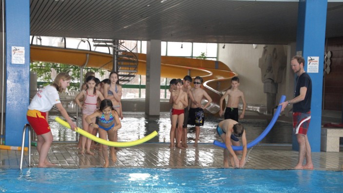 Schwimmunterricht für Schulkinder