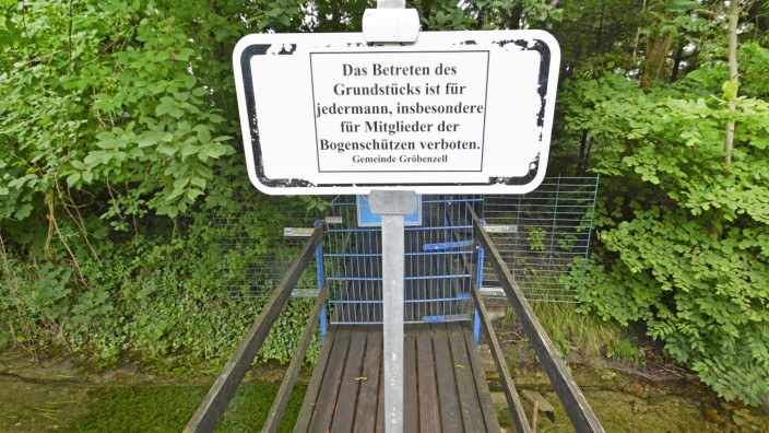 Sportverein: Ihr Grundstück am Fischerweg dürfen Gröbenzells Bogenschützen nicht betreten. Zum Training weichen sie in Nachbarorte aus.