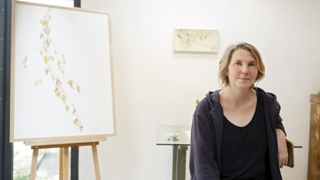 Unterfranken: Im kleinen Atelier im Innenhof malt Sylvia Peter selbst. Im Gebäude existiert eine Galerie.
